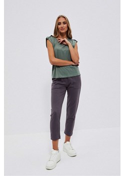 Szare spodnie damskie dresowe z kieszeniami ze sklepu 5.10.15 w kategorii Spodnie damskie - zdjęcie 169691275