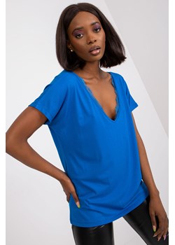 Kobaltowy t-shirt z wiskozy Aileen ze sklepu 5.10.15 w kategorii Bluzki damskie - zdjęcie 169691309