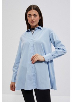 Błękitna koszula damska z rozkloszowanym dołem i długim rękawem ze sklepu 5.10.15 w kategorii Koszule damskie - zdjęcie 169692199