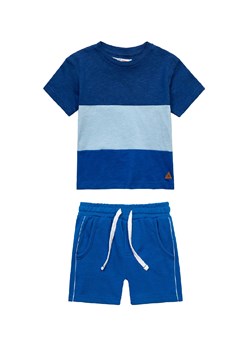 Komplet ubrań dresowych niemowlęcych- T-shirt w paski i niebieskie szorty ze sklepu 5.10.15 w kategorii Komplety niemowlęce - zdjęcie 169693638