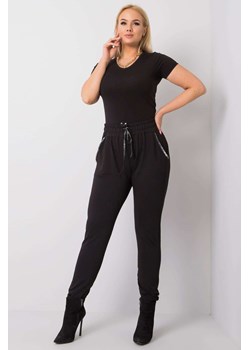 Czarne dresowe spodnie plus size z kieszeniami Savage ze sklepu 5.10.15 w kategorii Spodnie damskie - zdjęcie 169693909