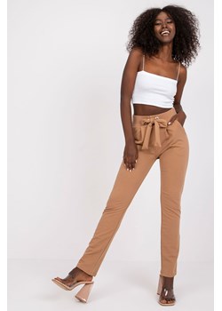 Camelowe spodnie dresowe bawełniane Santos RUE PARIS ze sklepu 5.10.15 w kategorii Spodnie damskie - zdjęcie 169694509