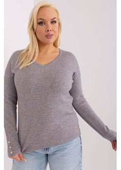 Klasyczny sweter plus size z wiskozy ciemny szary ze sklepu 5.10.15 w kategorii Swetry damskie - zdjęcie 169695415