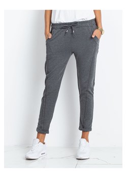 Spodnie dresowe damskie 7/8 nogawka - ciemny szary ze sklepu 5.10.15 w kategorii Spodnie damskie - zdjęcie 169695827