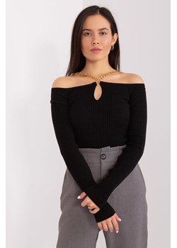 Czarny krótki sweter z odkrytymi ramionami ze sklepu 5.10.15 w kategorii Swetry damskie - zdjęcie 169700636