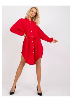 Czerwona luźna sukienka koszulowa z guziczkami ze sklepu 5.10.15 w kategorii Sukienki - zdjęcie 169700638