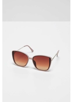 Okulary przeciwsłoneczne kwadratowe - różowe ze sklepu 5.10.15 w kategorii Okulary przeciwsłoneczne damskie - zdjęcie 169700747