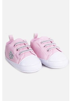 Różowe buciki dla niemowlaka ze srebrnym sercem ze sklepu 5.10.15 w kategorii Buciki niemowlęce - zdjęcie 169701217