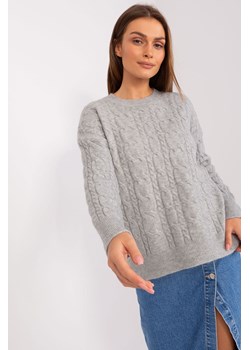 Szary sweter z warkoczami i długim rękawem ze sklepu 5.10.15 w kategorii Swetry damskie - zdjęcie 169701889