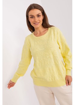 Jasnożółty damski sweter damski klasyczny z długim rękawem ze sklepu 5.10.15 w kategorii Swetry damskie - zdjęcie 169702416