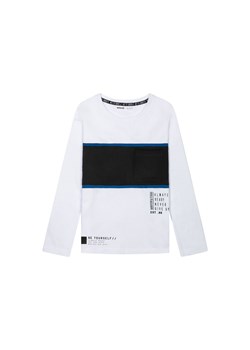 Biała bluzka chłopięca z długim rękawem ze sklepu 5.10.15 w kategorii T-shirty chłopięce - zdjęcie 169702579