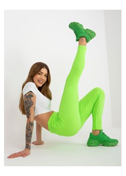 Fluo zielone codzienne legginsy basic w prążek ze sklepu 5.10.15 w kategorii Spodnie damskie - zdjęcie 169705498