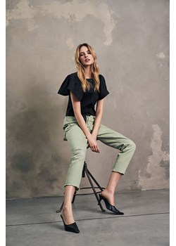 Bawełniane spodnie jeansowe damskie zielone ze sklepu 5.10.15 w kategorii Jeansy damskie - zdjęcie 169706738