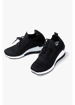 Obuwie damskie sneakersy czarne ze sklepu 5.10.15 w kategorii Buty sportowe damskie - zdjęcie 169707045