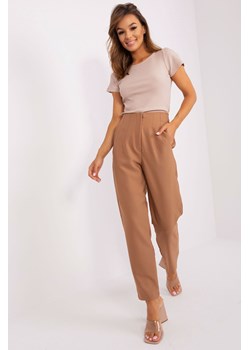 Brązowe proste spodnie eleganckie OCH BELLA ze sklepu 5.10.15 w kategorii Spodnie damskie - zdjęcie 169707435