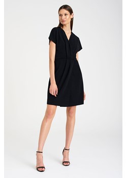 Czarna krótka sukienka z dekoltem V ze sklepu 5.10.15 w kategorii Sukienki - zdjęcie 169708357