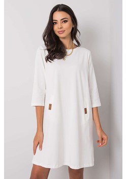 Biała luźna sukienka ze sklepu 5.10.15 w kategorii Sukienki - zdjęcie 169708595