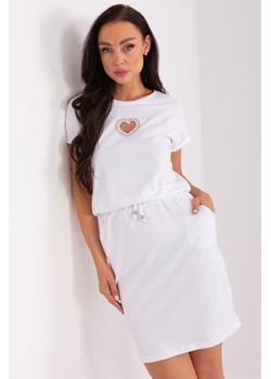 Biała damska sukienka dresowa ze ściągaczem ze sklepu 5.10.15 w kategorii Sukienki - zdjęcie 169709066