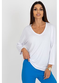 Biała damska bluzka basic o kroju oversize ze sklepu 5.10.15 w kategorii Bluzki damskie - zdjęcie 169709245