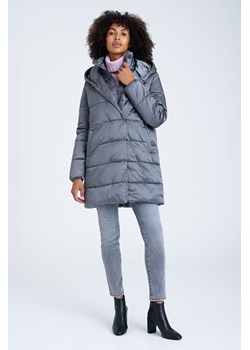 Pikowana dłuższa kurtka damska zimowa ze sklepu 5.10.15 w kategorii Kurtki damskie - zdjęcie 169710045