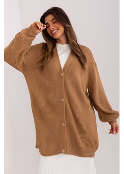 Camelowy rozpinany sweter oversize z guzikami ze sklepu 5.10.15 w kategorii Swetry damskie - zdjęcie 169710236