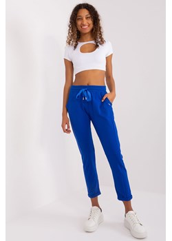 Dresowe spodnie basic z kieszeniami kobaltowy ze sklepu 5.10.15 w kategorii Spodnie damskie - zdjęcie 169710358
