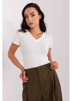 Ecru prążkowana damska bluzka basic ze sklepu 5.10.15 w kategorii Bluzki damskie - zdjęcie 169711796