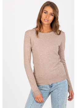 Ciemnobeżowy gładki sweter klasyczny z wiskozą ze sklepu 5.10.15 w kategorii Swetry damskie - zdjęcie 169712835