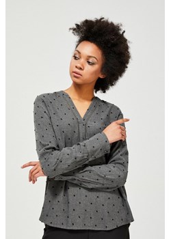 Szara wiskozowa koszula damska w czarne kropeczki z dekoltem w serek ze sklepu 5.10.15 w kategorii Bluzki damskie - zdjęcie 169714598