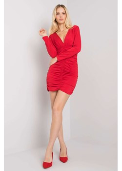 Czerwona sukienka dopasowana z marszczeniami Jane ze sklepu 5.10.15 w kategorii Sukienki - zdjęcie 169715725