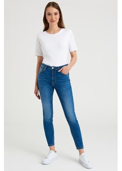 Spodnie damskie jeansowe z wysokim stanem ze sklepu 5.10.15 w kategorii Jeansy damskie - zdjęcie 169716578