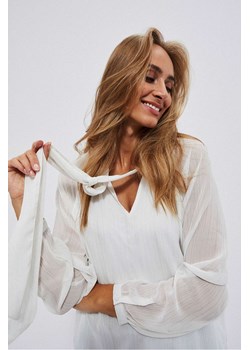 Koszula damska z wiązaniem przy dekolcie ze sklepu 5.10.15 w kategorii Bluzki damskie - zdjęcie 169716675