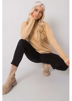 Sweter damski - beżowy z ozdobnym wzorem ze sklepu 5.10.15 w kategorii Swetry damskie - zdjęcie 169717217