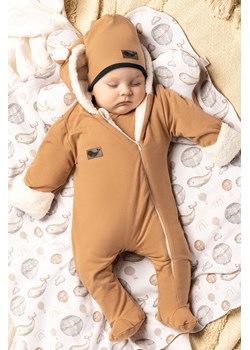 Ocieplany beżowy pajac dresowy niemowlęcy z luną- kaptur z uszkami ze sklepu 5.10.15 w kategorii Kombinezony i kurtki - zdjęcie 169718009
