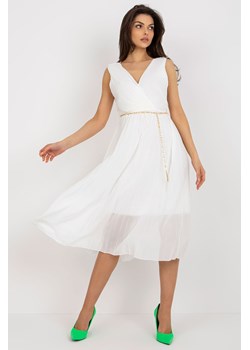 Ecru rozkloszowana sukienka z plisowaniem ze sklepu 5.10.15 w kategorii Sukienki - zdjęcie 169720705