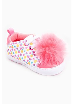 Różowe buciki niechodki dla niemowlaka z pomponem ze sklepu 5.10.15 w kategorii Buciki niemowlęce - zdjęcie 169722216