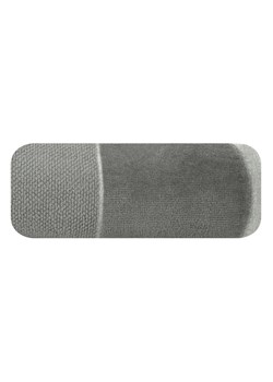 Szary ręcznik 70x140 cm z ozdobnym pasem ze sklepu 5.10.15 w kategorii Ręczniki - zdjęcie 169722356