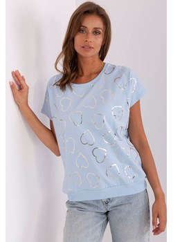 Jasnoniebieska bluzka z nadrukiem w serduszka ze sklepu 5.10.15 w kategorii Bluzki damskie - zdjęcie 169722467