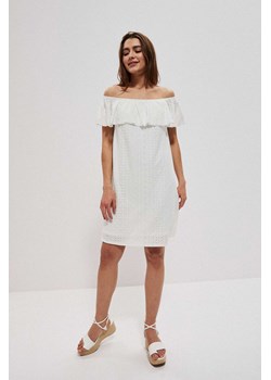 Ażurowa sukienka damska biała z odkrytymi ramionami ze sklepu 5.10.15 w kategorii Sukienki - zdjęcie 169723629