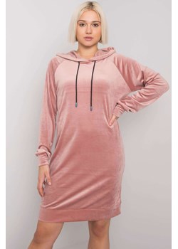 Sukienka welurowa z kapturem - różowa ze sklepu 5.10.15 w kategorii Sukienki - zdjęcie 169725255