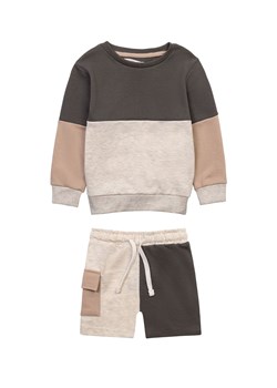 Beżowy komplet dla niemowlaka w paski- bluza polarowa + szorty ze sklepu 5.10.15 w kategorii Dresy dla niemowlaka - zdjęcie 169726499
