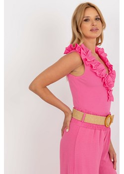 Różowy prążkowany top z dekoltem na plecach ze sklepu 5.10.15 w kategorii Bluzki damskie - zdjęcie 169726979