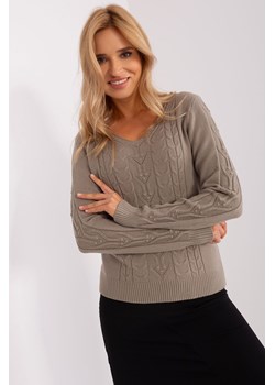 Ciemnobeżowy sweter damski z warkoczami z bawełnaą ze sklepu 5.10.15 w kategorii Swetry damskie - zdjęcie 169727019