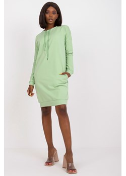 Pistacjowa dresowa sukienka basic z kieszeniami ze sklepu 5.10.15 w kategorii Sukienki - zdjęcie 169727538