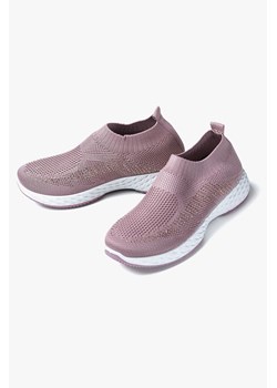 Buty damskie sportowe różowe wsuwane ze sklepu 5.10.15 w kategorii Buty sportowe damskie - zdjęcie 169730145
