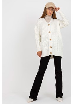 Ecru damski sweter rozpinany z guzikami RUE PARIS ze sklepu 5.10.15 w kategorii Swetry damskie - zdjęcie 169731196