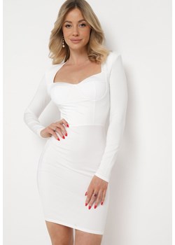 Biała Dopasowana Sukienka Mini z Kwadratowym Dekoltem Iceria ze sklepu Born2be Odzież w kategorii Sukienki - zdjęcie 169736718