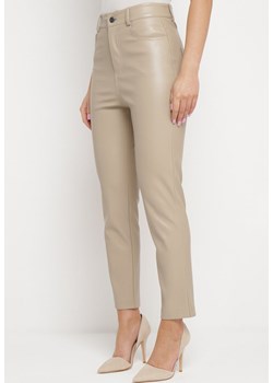 Beżowe Proste Spodnie z Gładkiej Ekoskóry Gwalentia ze sklepu Born2be Odzież w kategorii Spodnie damskie - zdjęcie 169746385