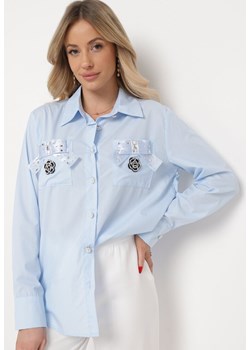 Niebieska Koszula na Biżuteryjne Guziki ze Zdobionymi Kieszeniami Nerlla ze sklepu Born2be Odzież w kategorii Koszule damskie - zdjęcie 169746746