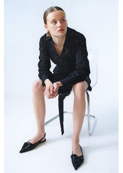 H & M - Szmizjerka z haftem angielskim - Czarny ze sklepu H&M w kategorii Sukienki - zdjęcie 169748955
